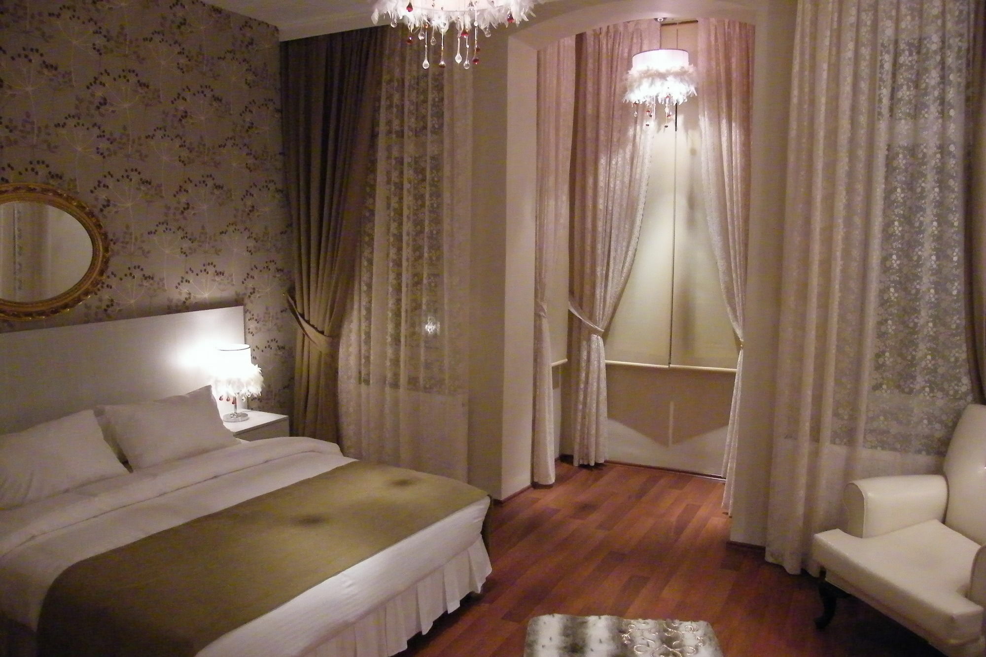 איסטמבול Arach Hotel Harbiye מראה חיצוני תמונה